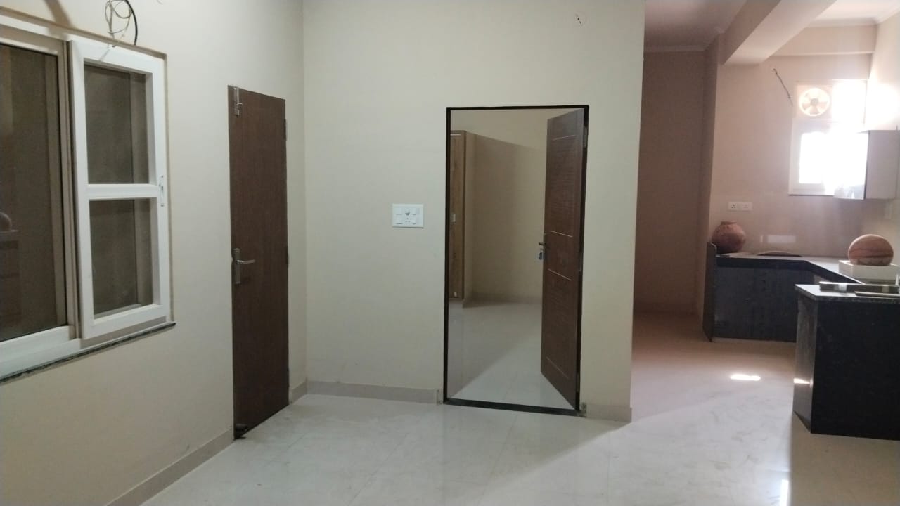 Spacious 4BHK Flat 2 Floor for Rent in Mansarovar, Jaipur-Mansarover-Jaipur